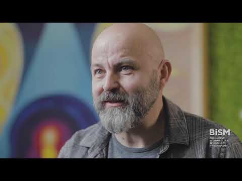 Sergiu Neguț teaches Entrepreneurship