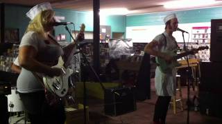 Shannon & the Clams, "Half Rat"