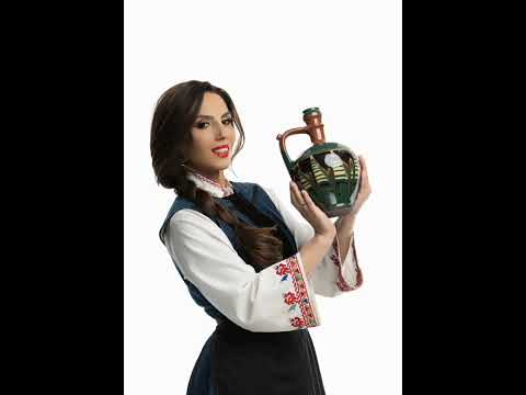 RADOSTINA PANIOVA & РАДОСТИНА ПАНЬОВА- Над  Пирина