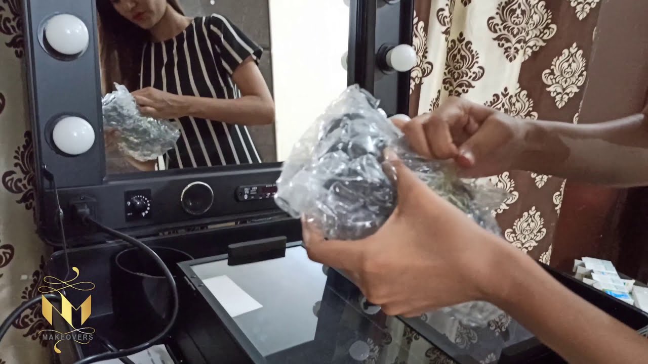 Professional Makeup Vanity Unboxing || Makeup Train Case with Mirror & lights || unboxing & review