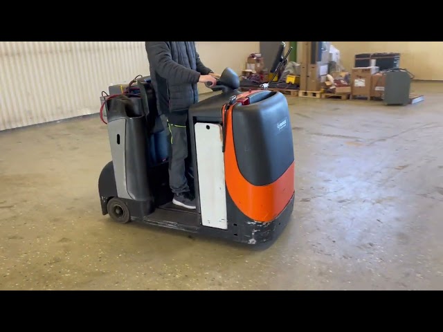 991220 Tow truck STILL CX-T