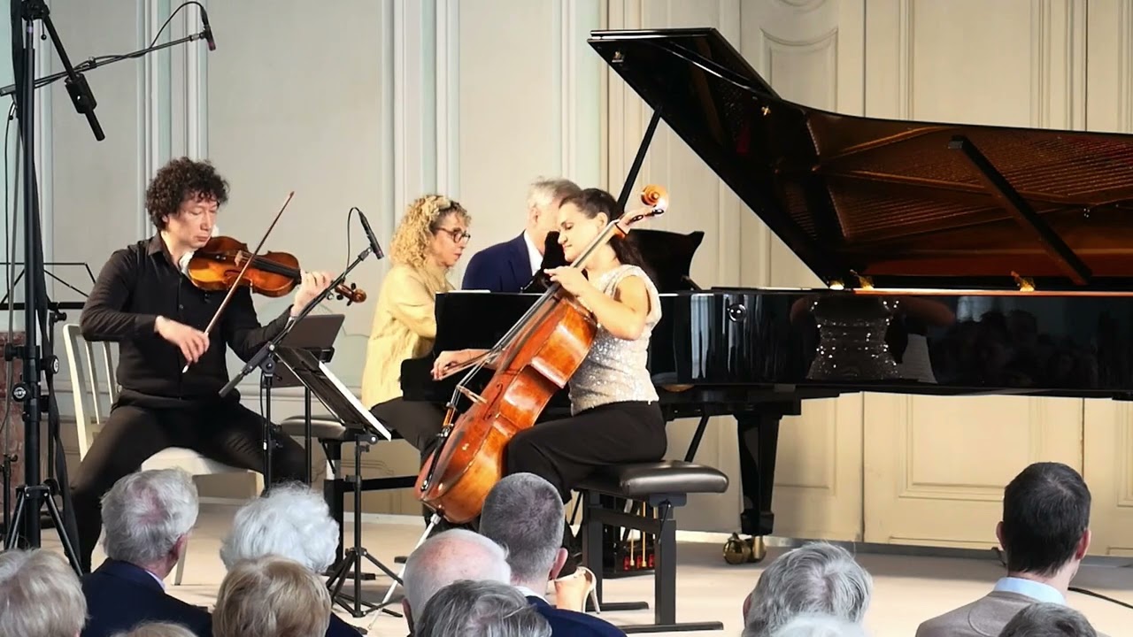Emilie Mayer - Faust Ouvertüre (Excerpts)