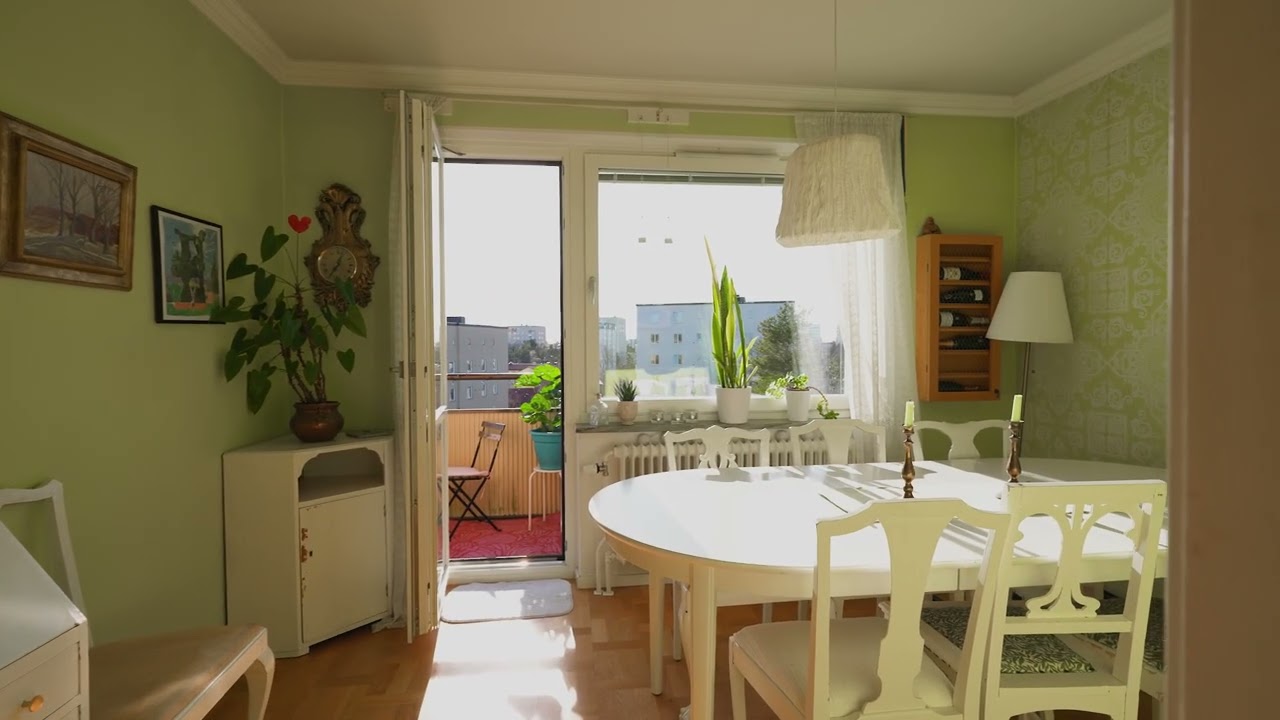 5 rum Lägenhet på Elin Wägners gata 27 Fruängen Stockholms kommun - video