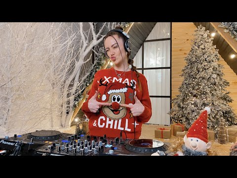 Christmas Tech House and Bass House DJ set by Justri
