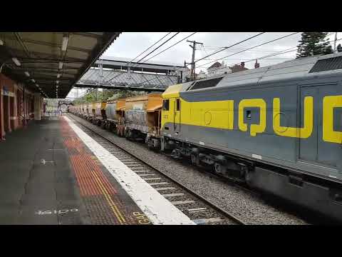 Qube Logistics Apex Quarry and the final Broad Gauge cement train 11/11/2022