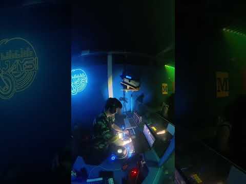 DJ Johannes