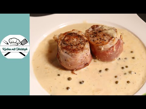 Pork medallions wrapped in bacon with peppercorn cream sauce | A delicious recipe to try at home!