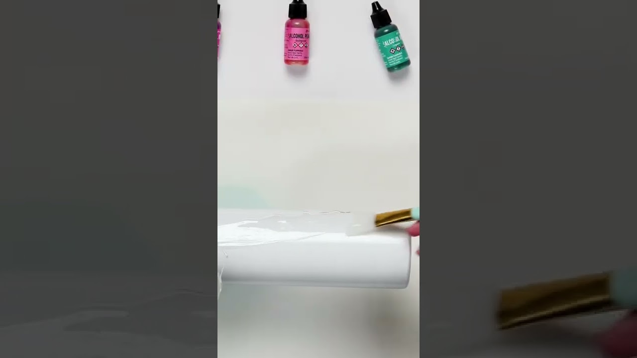 Create a tumbler with epoxy and alcohol inks🎉