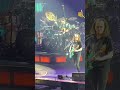 Geddy Lee and Anika Nilles closing out LA Night 4! 🎸