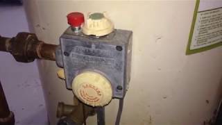 how to relight water heater pilot light