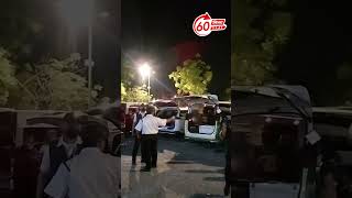Download lagu Van jenazah bawa enam sekeluarga tiba di pekarangan  Jabatan Forensik HSB mp3