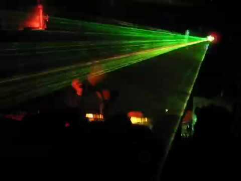 MJ Cole plays Crazy Love at Urban Nerds Carnival Warm-up 2009