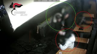 Giovane accoltellato in via Salasco da quattro ragazzini: le immagini dell'aggressione