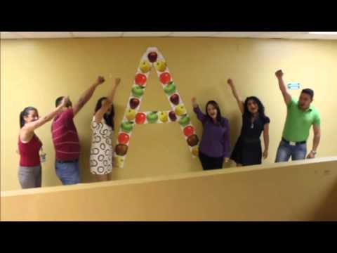 Practice for our CHEER in Spanish! ( Porra Walmart Wal-Mart Espanol Espanhol )