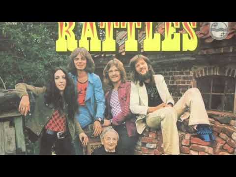 Rattles - Devil's On The Loose
