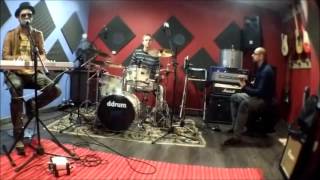 Just Because Trio   @Espaco Comcordas