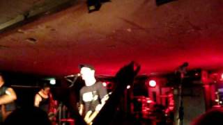 Donots Substage - We&#39;re Not Gonna Take It (Cover)