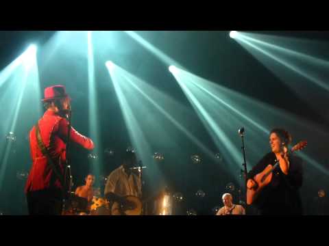 Saule  - Dusty Men (feat. Charlie Winston) @ Casino de Paris