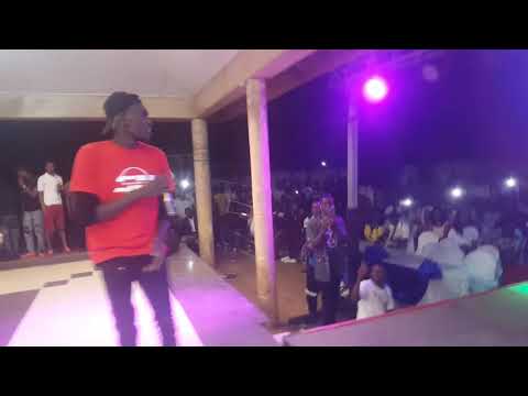 Markmuday Live performance at the East End Artist Union vs All Star. Team YOYO
