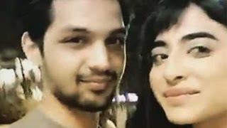 Bigg Boss 10's VJ Bani's Beau Yuvraj CAUGHT Kissing Her In A Live Chat!