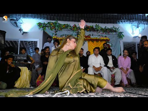 DHOLA AZLAN TOU RESHMA TERI , CHAHAT BALOCH NEW MUJRA DANCE PERFORMANCE, SGRECORDS 2023