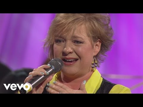 Sheri Easter - Hear My Heart (Live)