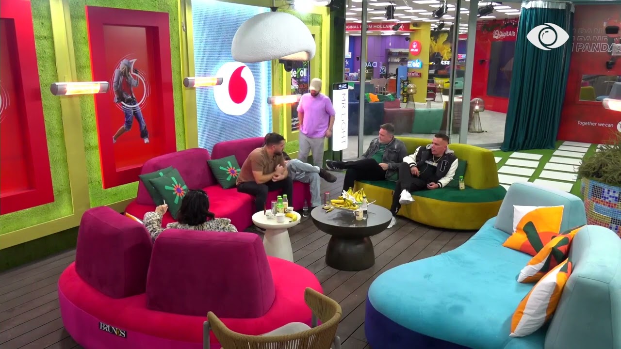 Roza-Julit: Nëse ke rezerva për mua, bëj gati fletoren…