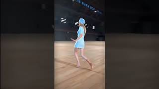 gigihadid&#39;s catwalk without heels💙✨ #gigihadid #runway #hadid