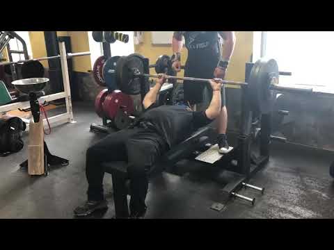 79YRS OLD AND STILL HITTING 340 ON THE BENCH-PRESS!
