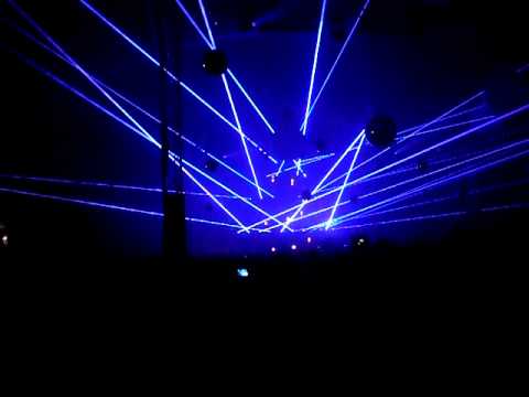 Swedish House Mafia Live @ Creamfields, UK 2011.AVI