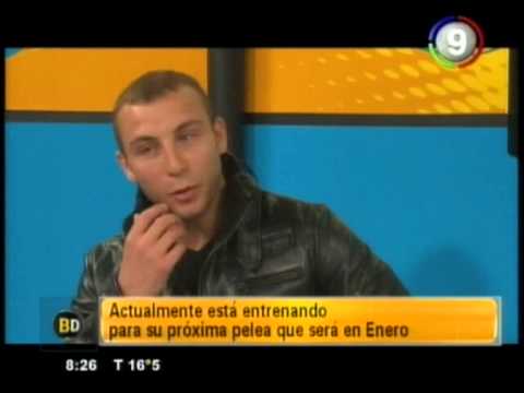 Canal 9 Bahía Blanca - Irlandes Monroe peleador de Kick Boxing y MMA profesional
