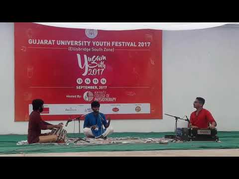 Dakshraj Bhalakia Aa Dhodhmaar varse 
gujrati sugam sangeet 