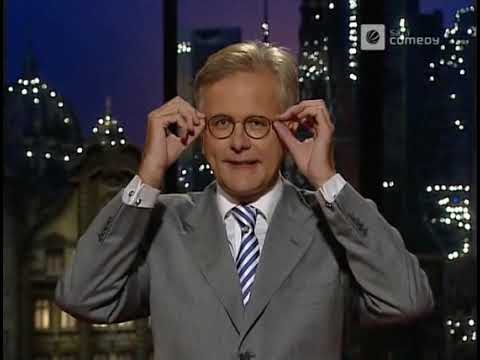 Die Harald Schmidt Show - 1124 - 2002-08-28 - Neelesha BaVora, Andrack bei Viktoria Köln