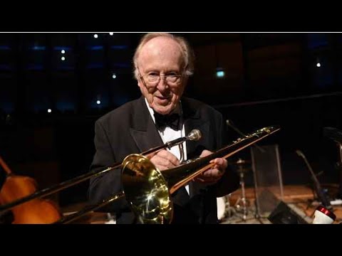 Big Chris Barber Band - When The Saints Go Marchin In