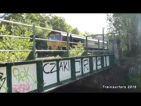 FL CLass 66 No. 66532 on 6F33 Bredbury - Runcorn Folly Lane @ Shepley on 22.5.18 - HD