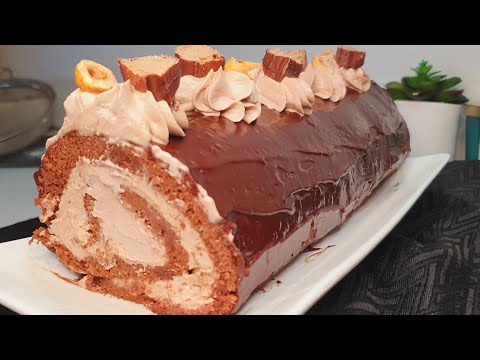 Rolled Yule Log with Mascarpone and Chocolate Ganache