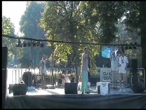 Emsiono / 2DNM - GibDirDasMalEin! Live @ Biergarten Siebenbrunn