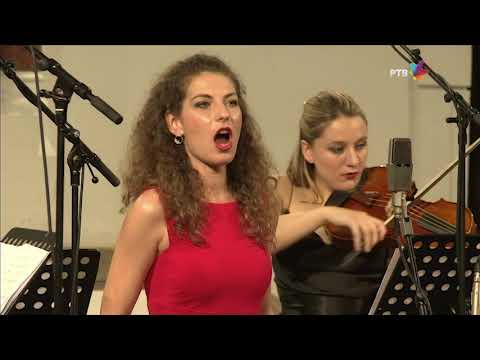 Η υψίφωνος Radoslava Vorgić [Ραντοσλάβα Βόργκιτς] ερμηνεύει την άρια του Αρβάκη “Vo solcando un mar crudele” [«Αυλακώνω μια σκληρή θάλασσα»] από την όπερα σέρια Artaserse [Αρταξέρξης] (Ρώμη, 1730) του Leonardo Vinci [Λεονάρντο Βίντσι], σε λιμπρέτο του Μεταστάζιο. Στη δεξιοτεχνική αυτή άρια ντα κάπο ο ήρωας παρομοιάζεται με ναυαγό σε τρικυμία. Στην πρεμιέρα όλους τους ρόλους τούς ερμήνευσαν άνδρες, αφού στη Ρώμη οι γυναίκες αποκλείονταν από τη σκηνή. Συνοδεύει το σύνολο New Trinity Baroque σε μουσική διεύθυνση Predrag Gosta [Πρέντραγκ Γκόστα].
