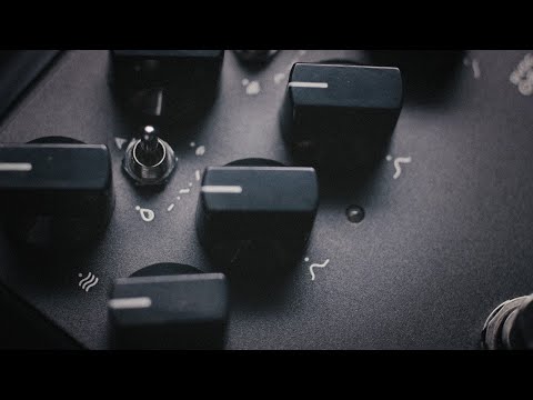 Slide 2 - Darkglass MicroTUBES B7K Anniversary Edition (video)