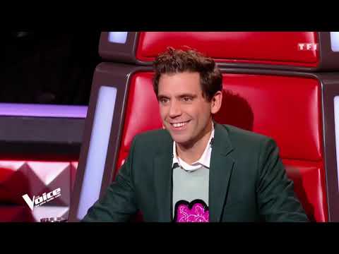 Evan et Marco    Le boxeur  sur la scène de  The Voice