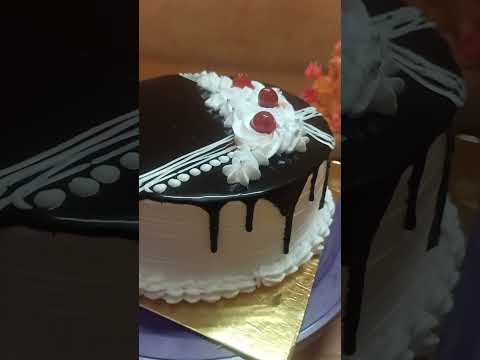 chocolate cake design. short video YouTube*.