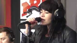 Alex Hepburn - Under en live acoustique sur NRJ