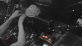 SUNDAY COMING DOWN SET.