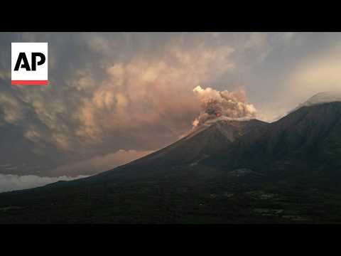Video Thumbnail: Guatemala villages evacuated after Fuego volcano erupts
