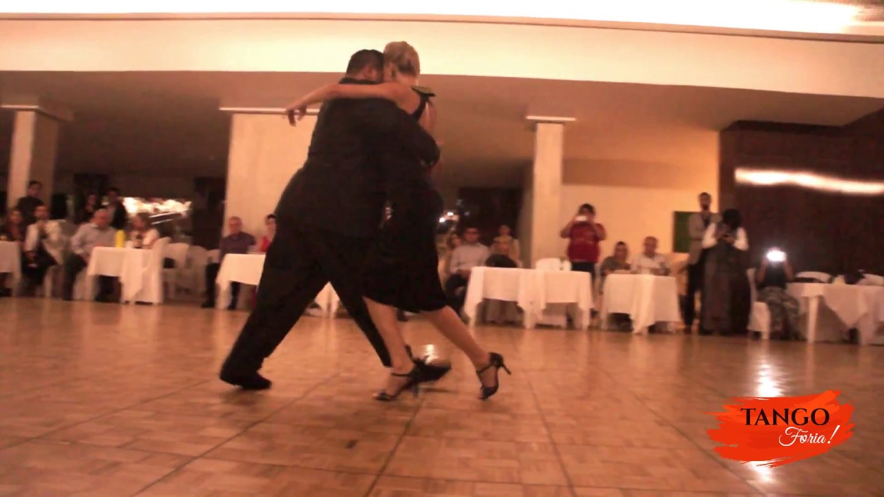 Melisa Sacchi y Cristian Palomo - Loca