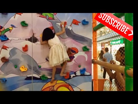 Tanisha play at Beach | Dubai story | play with dad | tanisha play at mall