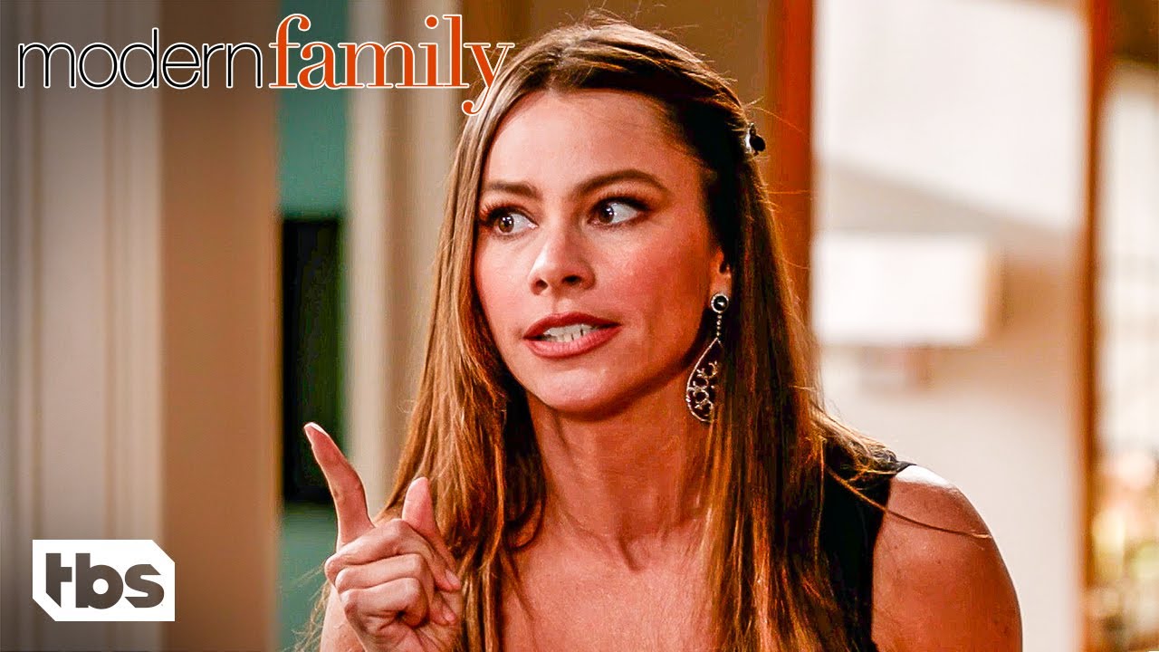 Gloria Tells Jay To Like Manny’s Thanksgiving Centerpiece (Clip) | Modern Family | TBS