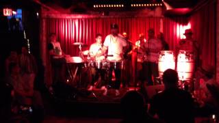 CoMo Mi SaLSa NiNGuNa (eN ViVo ) ... PiRuLo  y La TRiBu