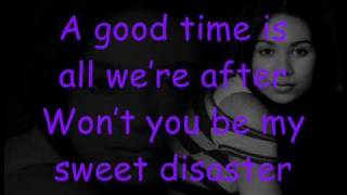 Cassie Steele - Crash my Party(Lyrics)