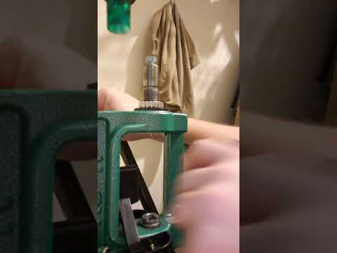 Reloading basics - de-priming.